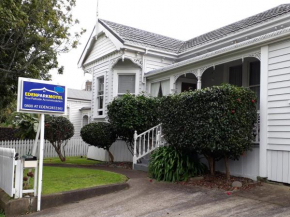 At Eden Park Motel Auckland